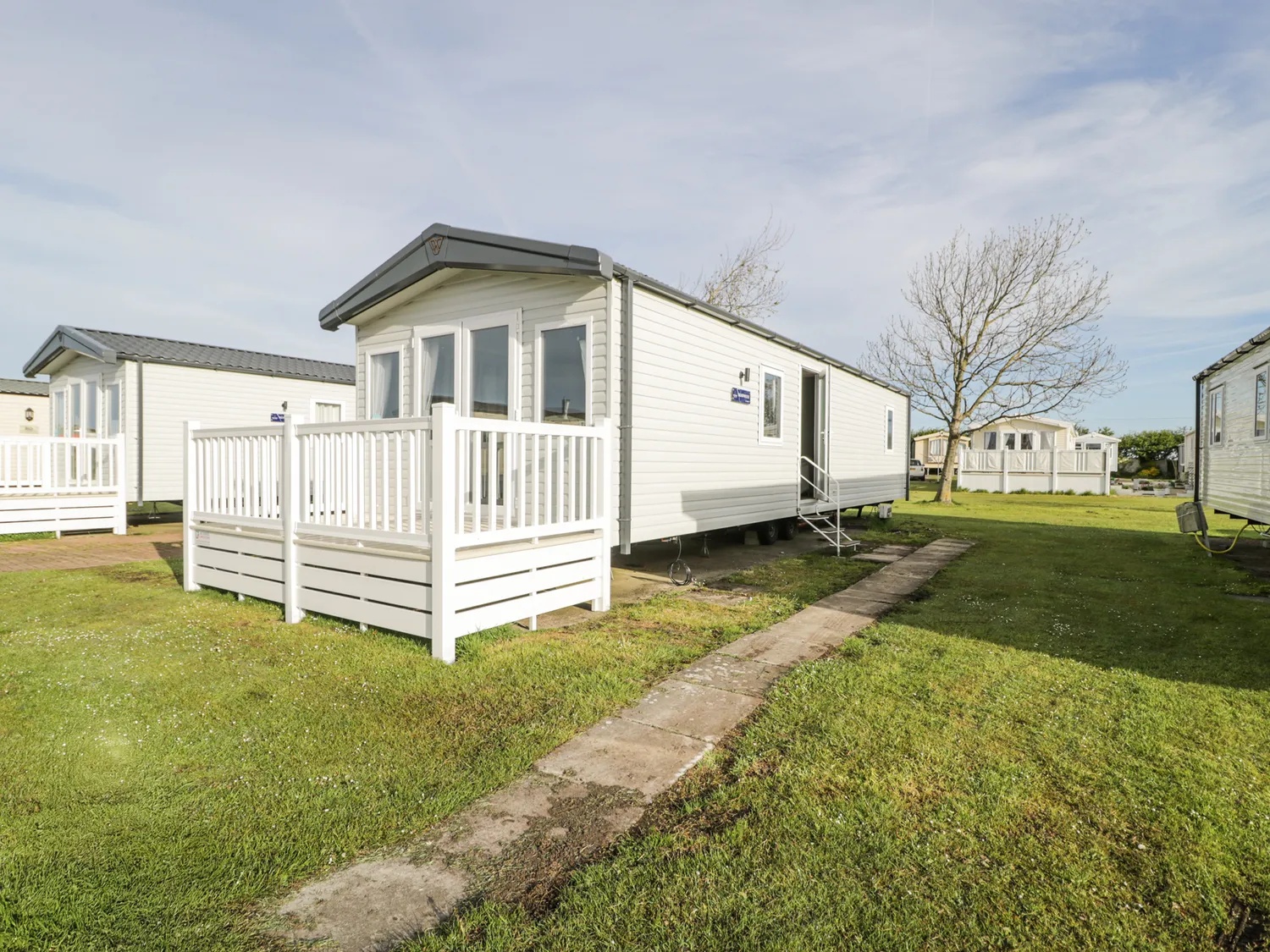 A lodge at Manor House Holiday Park